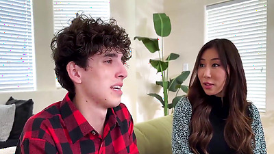 Stepmom's Sex Ed: Nicole Schools Dylan in Pleasure