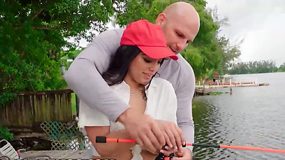 Once Jukz Gotti's White Top Soaks Wet, She Is Ready To Make Her Way On JMac's Dick - REALITY KINGS