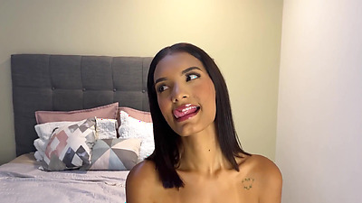 Hard fuck an creampie!