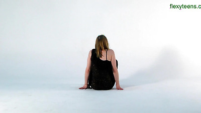 Big tits blonde gymnast girl stretching