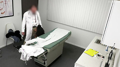 Doctor Finds out The Ten Is Sexually Active and Decides to Take Advantage - Doctorbangs