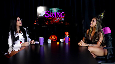 Size doesn't matter, he told us about his life as an exhibitionist, and his favorite places to have sex are... - Casal Fada Prazeres (SHEER/RED) Halloween