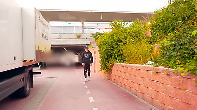 This dude wants to become Jordi, but Briseida Myers will be the judge of that!