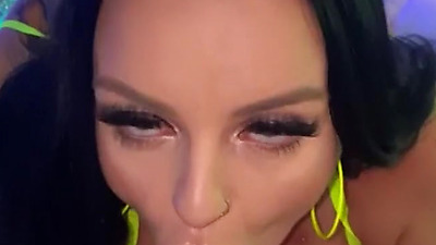 Payton Preslee Pussy Cant Resist Swallowing Hot Load