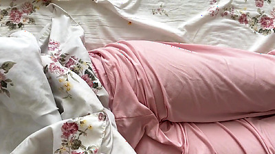 Found Beautiful Step Sis Under The Blanket And Used Her Amazing Body