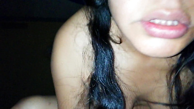 ????La Comadre se monta y me guarda la leche