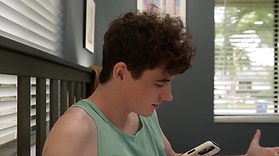 Teen stepsister Val Steele is a squirter and she shows stepbro