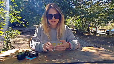 Smoke nono's cock at the mountain