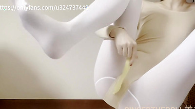 【ginger姜姜】芭蕾体服舞蹈生自慰高潮把厚白丝全部打湿～尿一裤子