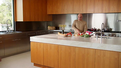 TUSHY Hot chick gets her arse filled with dick