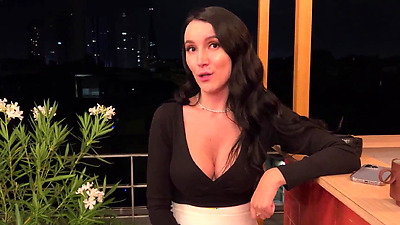 Orgasm control in a Paris cafe and the best blowjob in a public toilet