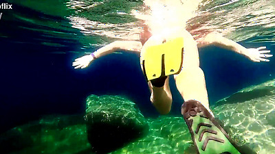 Hot Amateur Hairy Milf Underwater With Plug In Butthole