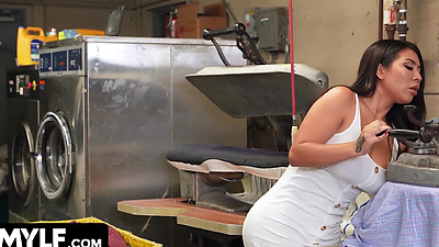 My Busty Boss Let Me Freeuse Her As Long As I Hooked Up With My Coworker Too2