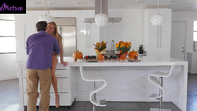 Slutty Wife Entertains Preston With Her Pussy While Hubby Runs Late For Thanksgiving