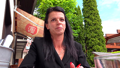 Czech Streets 129 - Nina Roca