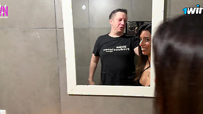 El Novio de mi MEJOR AMIGA me Folla DURO por el CULO - DivinaMaruuu Ft Burning Blue Ft Tini Cor