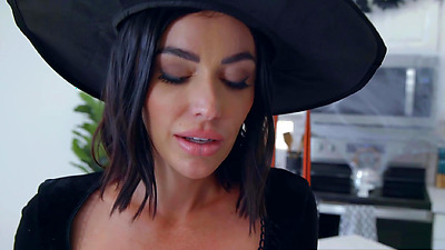 Seductive Witch Venus Valencia Uses Big-Cock Stepson as Her Sex-Treat for Halloween S4:E4