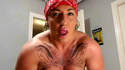 Big cumshot in her mouth with deep throat