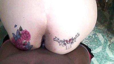 Late night quickie before her husband gets home from work