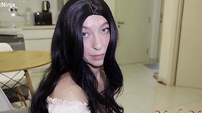 Single Step-Mom can't find anyone to date her