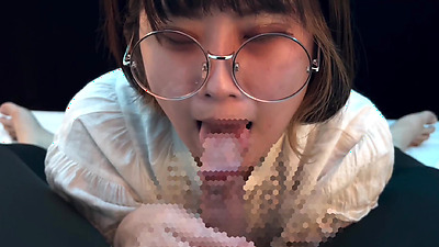 Junior college chick gives blowjob and cum in mouth and gokkun before going out