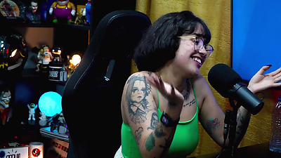 The Only Video of Martina Oliveira Naked on Xvideos, Would You Suck Her Tits? - Podcast Pápum no Barraco! 4K