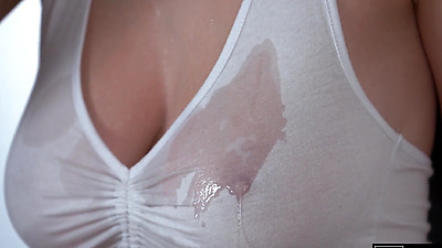 "Its Hot As Hell In Here, Mind If I Take My Shirt Off?" Octavia Red Asks Neighbor- S18:E7