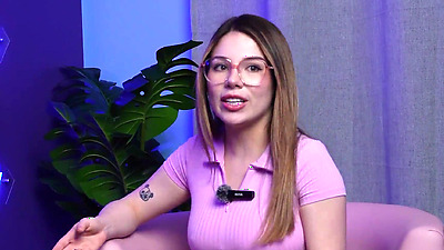 Tutorial to cause a SQUIRT with little Colombian Majo Cute in XXXfollow Sessions #4 Podcast with Dani Ortiz