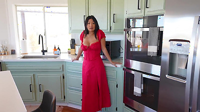 Big titty christian tradwife cheats on her husband at Thanksgiving HUGE CUMSHOT - Cami Strella