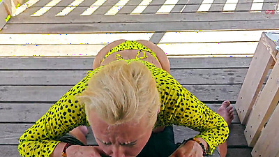 Cherry Aleksa gently sucks on the street