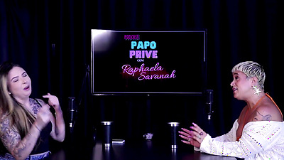 She suffered (...) in a rehearsal and this made her create Just House, the dispute between models is not healthy, and she felt out of place at... - Just Joana (WATCH ON: SHEER/RED)