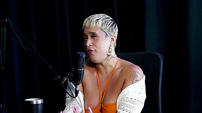 Her strength is showing off, she feels authentic, she misses foreplay, she doesn't go out with men without plans and when she kisses women... - Just Joana (WATCH ON: SHEER/RED)