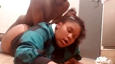 SLUTTING OUT WALMART EMPLOYEE IN BATHROOM