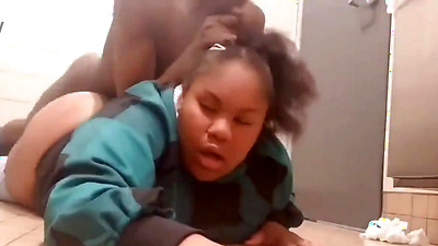 SLUTTING OUT WALMART EMPLOYEE IN BATHROOM