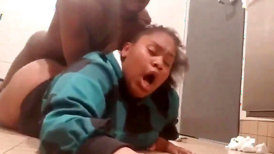 SLUTTING OUT WALMART EMPLOYEE IN BATHROOM