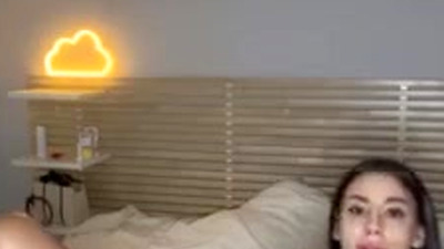 Sweet teen daniela close up bg masturbate squirt deep wet pussy hot
