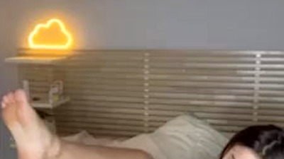 Sweet teen daniela close up bg masturbate squirt deep wet pussy hot