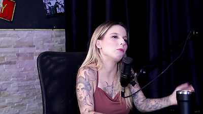 She sees professionalism in her boyfriend, her daughter currently has no intention of joining the job - black Top Delícia & Francis Simas (WATCH ON: SHEER/RED)