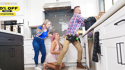 Practicing Ball Licker Becomes Perfect At Anal.Luna Legend / Brazzers