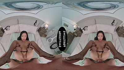 UP CLOSE VR - POV Hot Girl Jade Kimiko Struggles Taking Your MASSIVE Shaft! SHAKING ORGASM CUMSHOT - Petite Deepthroat