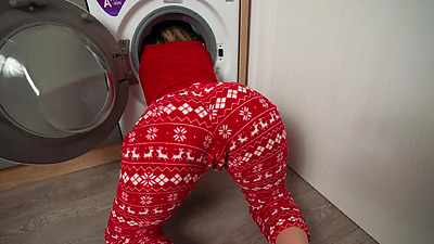 Christmas Gift for Step Son - Step Mom Stuck in Washing Machine3