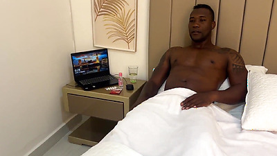 My wife leaves me alone with the maid and I take the opportunity to stick my huge penis in her pussy.