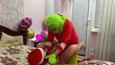 Stepson go to work before Christmas. Stepmother cheating with Grinch, Huge Cum Load
