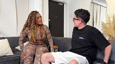 I fuck a Colombian Ebony MILF at my best friend's house and she catches us in creampie! Carla Morelli & Pipeboy