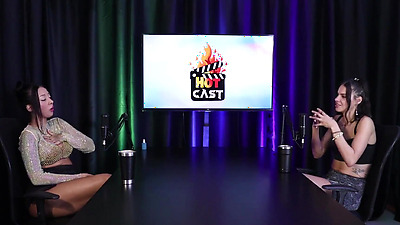 BEST MOMENTS OF DEBORA ANDRADE WITH VITORIA BEATRIZ ON HOT CAST - PART 4 (WATCH ON: SHEER/RED)