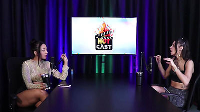 BEST MOMENTS OF DEBORA ANDRADE WITH VITORIA BEATRIZ ON HOT CAST - PART 4 (WATCH ON: SHEER/RED)