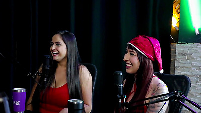 He was scared by a 24cm cock, the difficulty of swallowing a thick and big cock, but even a finger... - Christmas Swing Cast Special (WATCH ON: SHEER/RED)