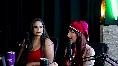 He was scared by a 24cm cock, the difficulty of swallowing a thick and big cock, but even a finger... - Christmas Swing Cast Special (WATCH ON: SHEER/RED)