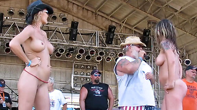 Wet Wild And Horny Iowa Milf Cougar Biker Bitches