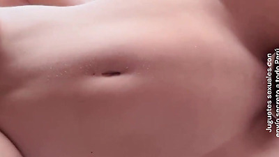 Me cojo a mi hermanastra cachonda despues de una ducha POV vertical - juguetes sexuales